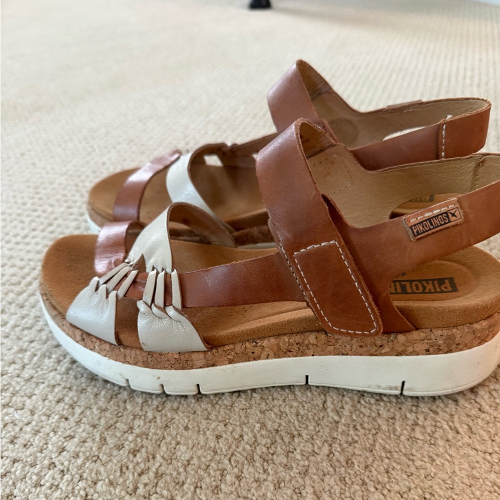 Pikolinos Palma Sandal